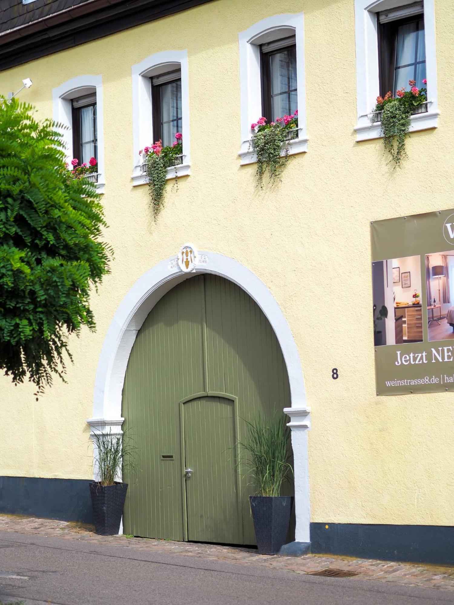 Weinstrasse No 8 "Einfach-Gut-Uebernachten" Leinsweiler Buitenkant foto